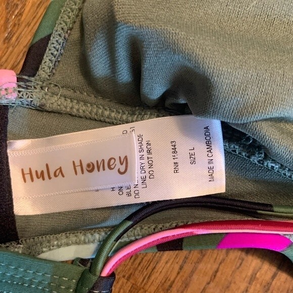 Hula Honey Swim String Bikini Top Size L - Picture 2 of 4